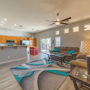 Gorgeous Vegas With Rv Parking Holiday home Las Vegas