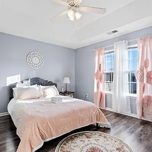 Locked In Homestay Charlotte